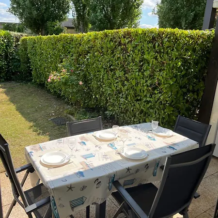 Cosy Avec Jardin شقة